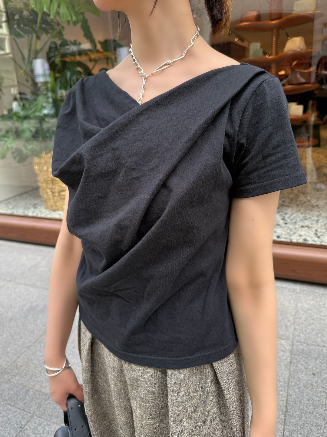 【予約】ドレープTシャツ / ブラック(5月上旬発送予定)