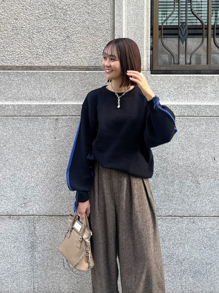 アルパカタッチ配色ラインプルオーバー / ブラック