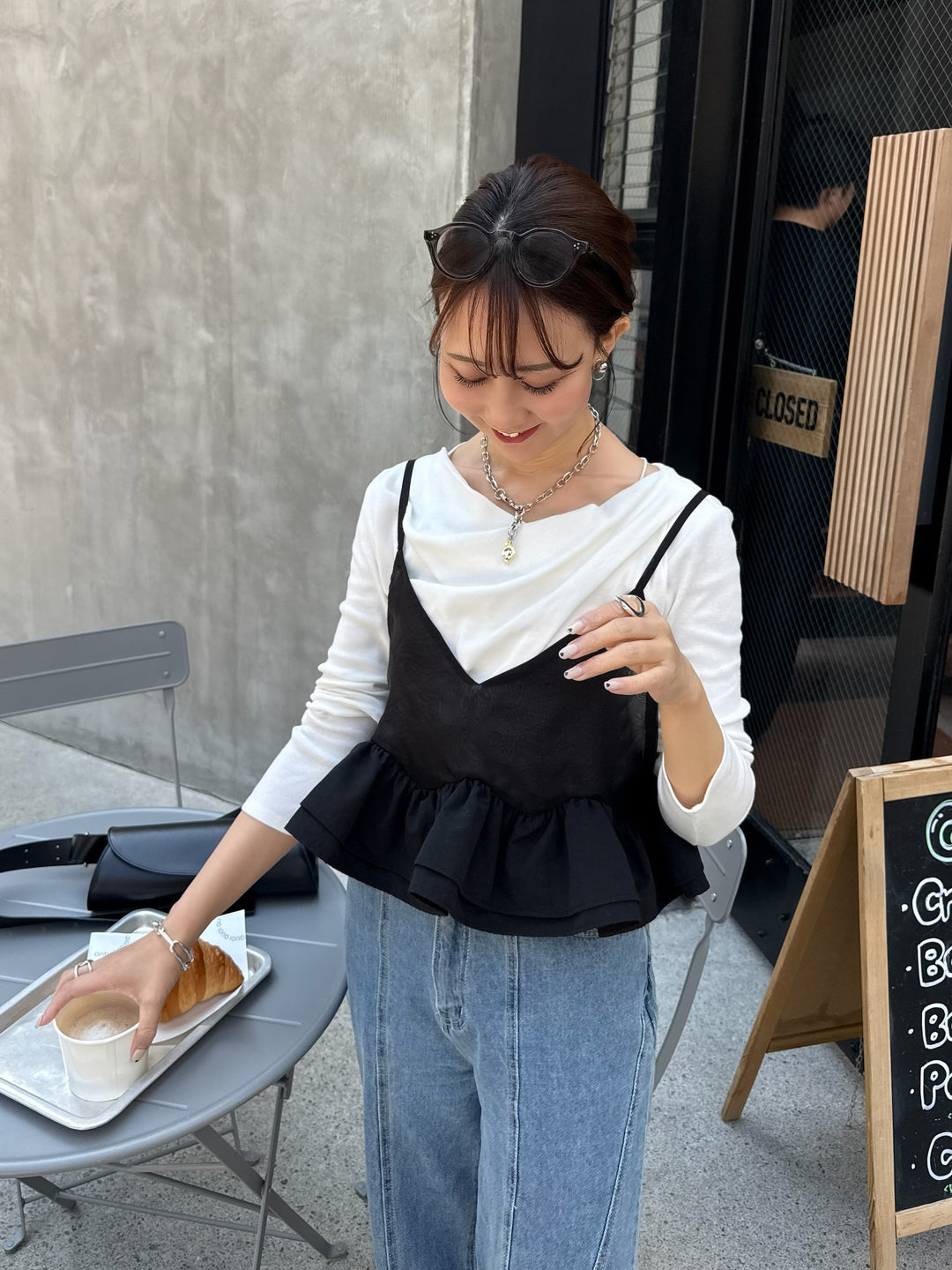 【予約】フリルヘムビスチェ / ブラック(5月下旬発送予定)