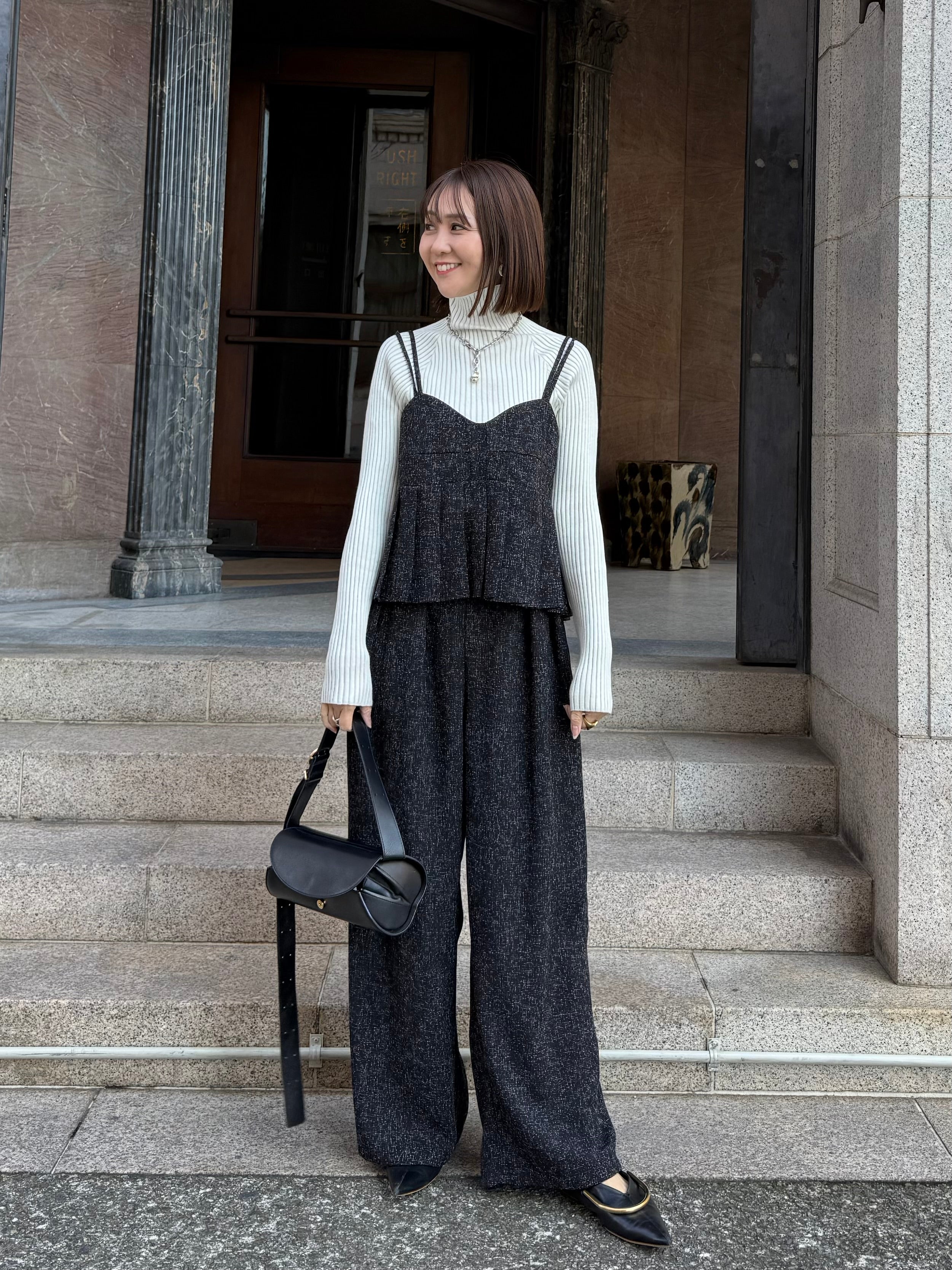 予約】サマーツイードタックパンツ / ブラック(2月中旬頃発送予定) – fosie