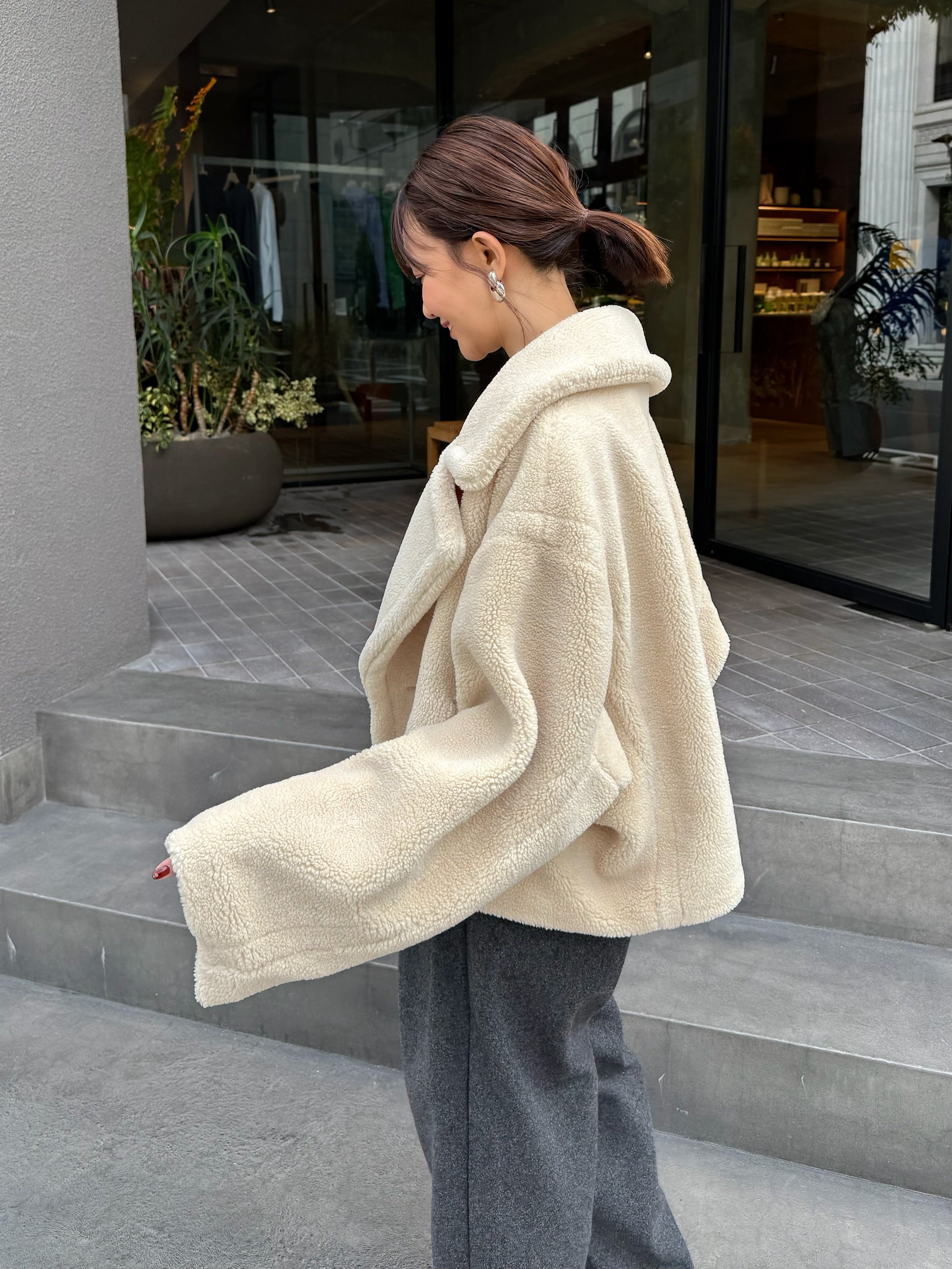 Soffitto 丸首立体ポケットシャンブレーショートコート　ベージュ系フリー SOFFITTO 良品 24SS Soffitto ソフィット 丸首立体ポケット