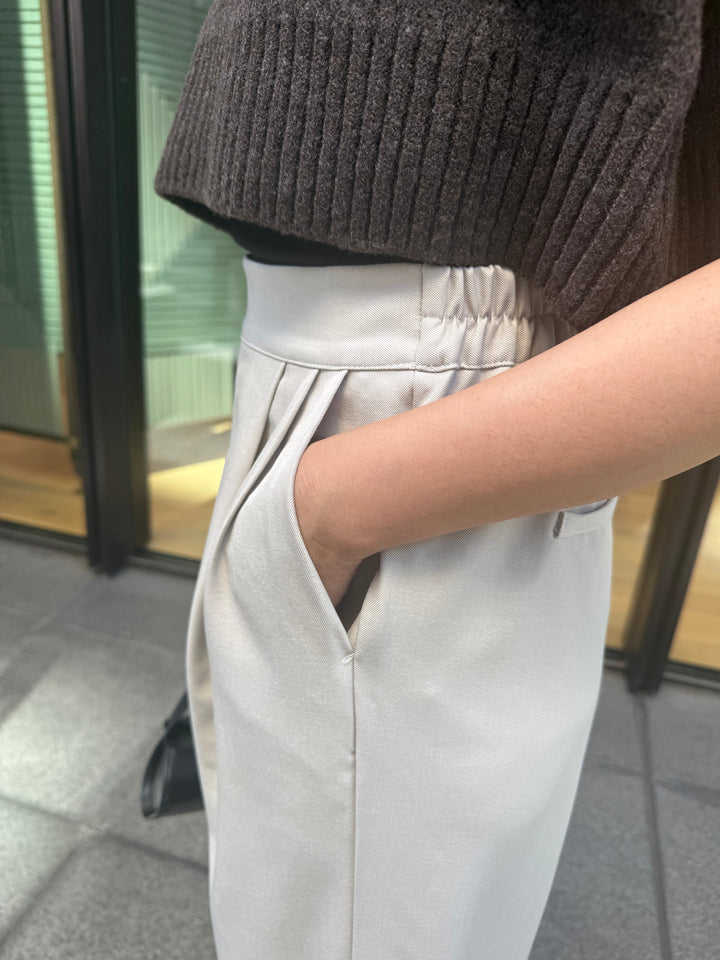ツイルタックストレートパンツ / エクリュ