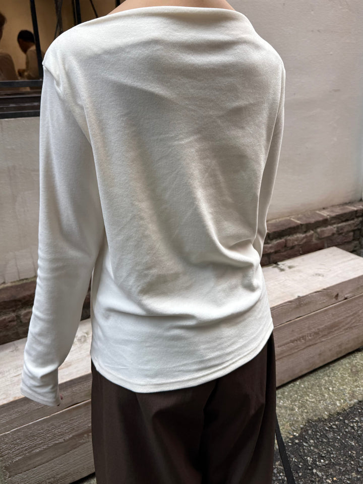 ベロアボートネックプルオーバー / アイボリー