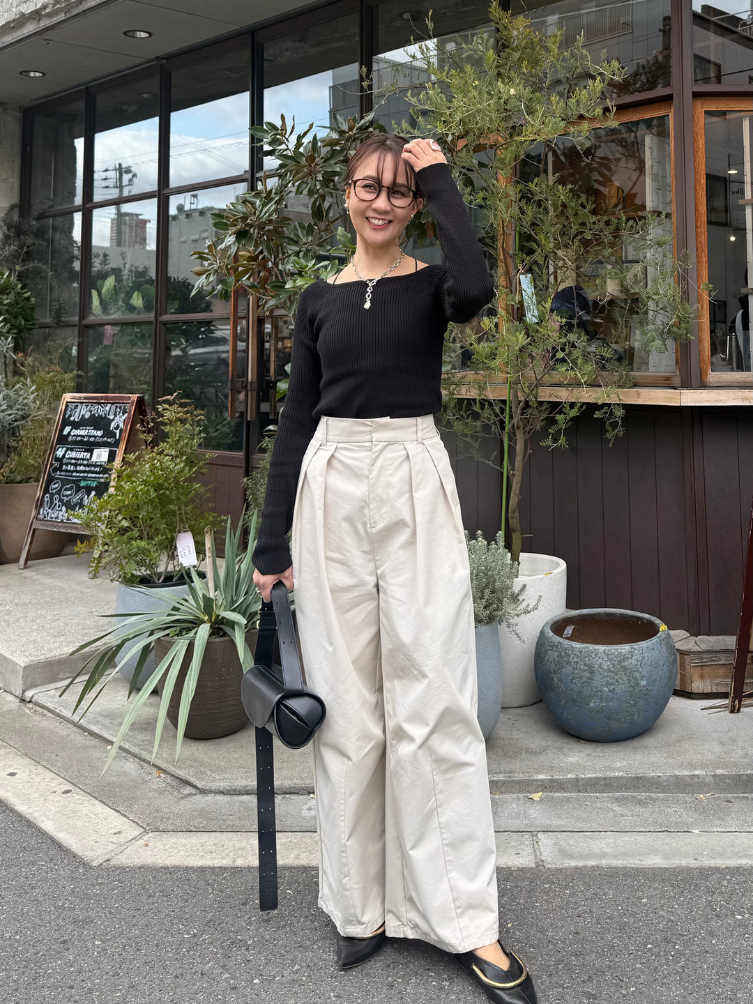 スクエアネックリブニットプルオーバー  / ブラック