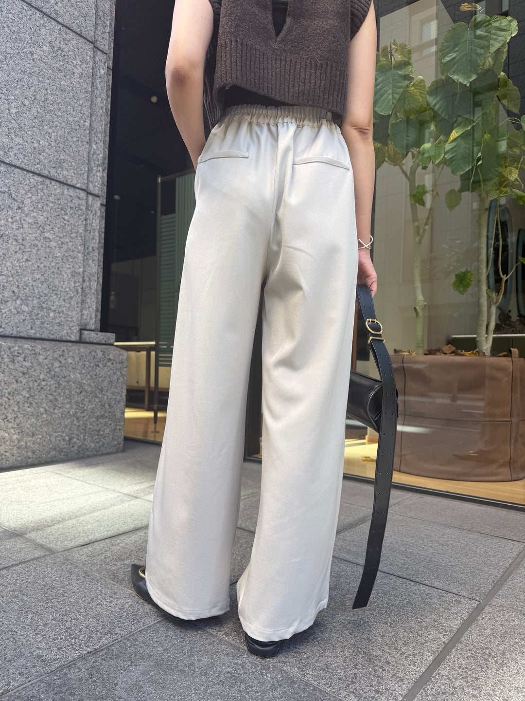 ツイルタックストレートパンツ / エクリュ