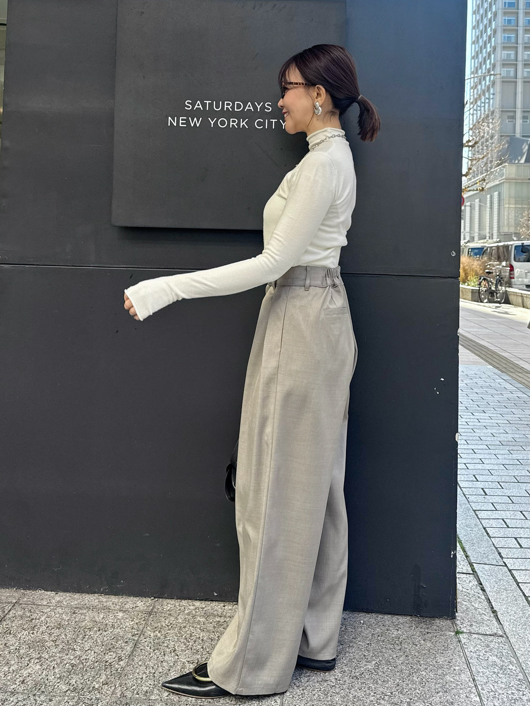 フィンガーホールタートル / オフホワイト