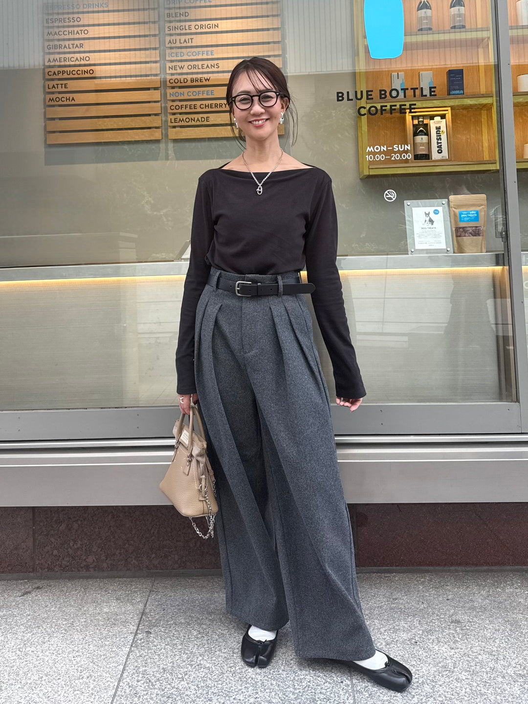 ベロアボートネックプルオーバー / ブラック