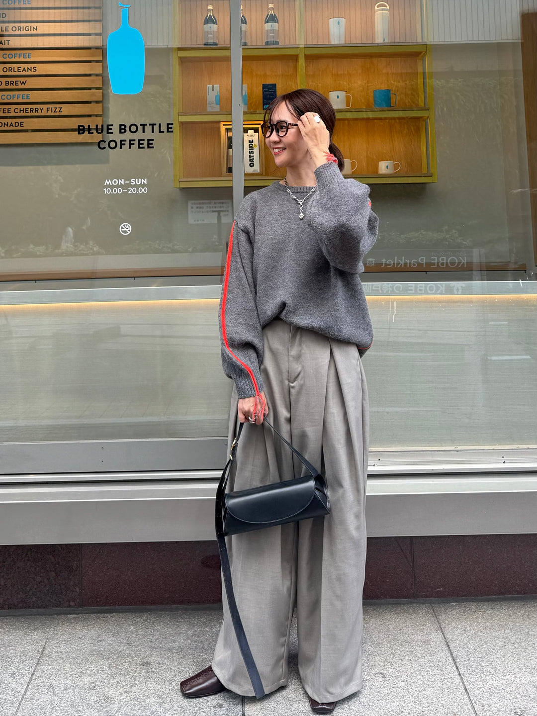 【予約】アルパカタッチ配色ラインプルオーバー / チャコール(12月中旬発送予定)