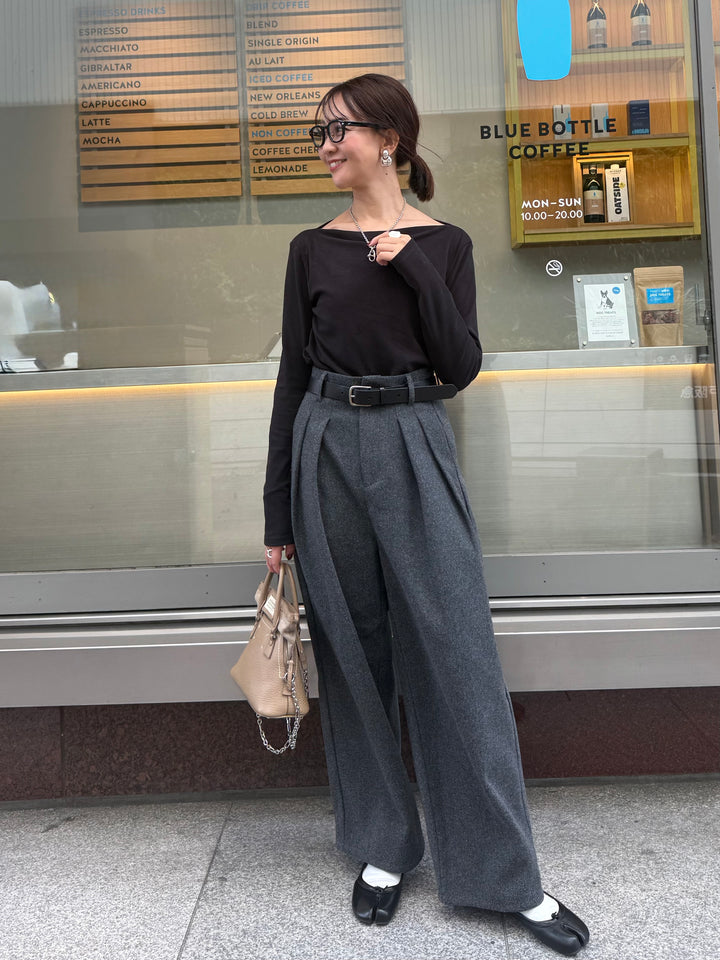 ベロアボートネックプルオーバー / ブラック