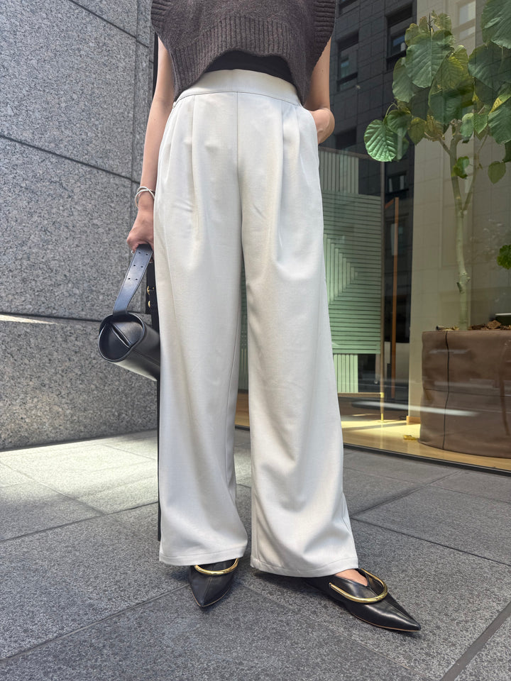 ツイルタックストレートパンツ / エクリュ