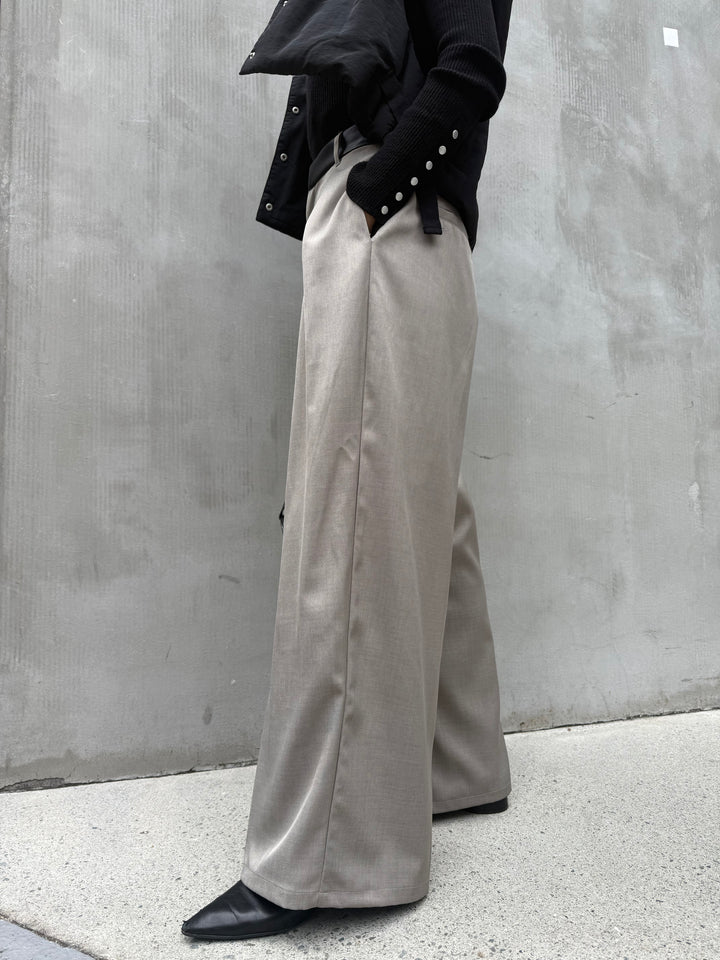 ツイルタックパンツ / グレージュ