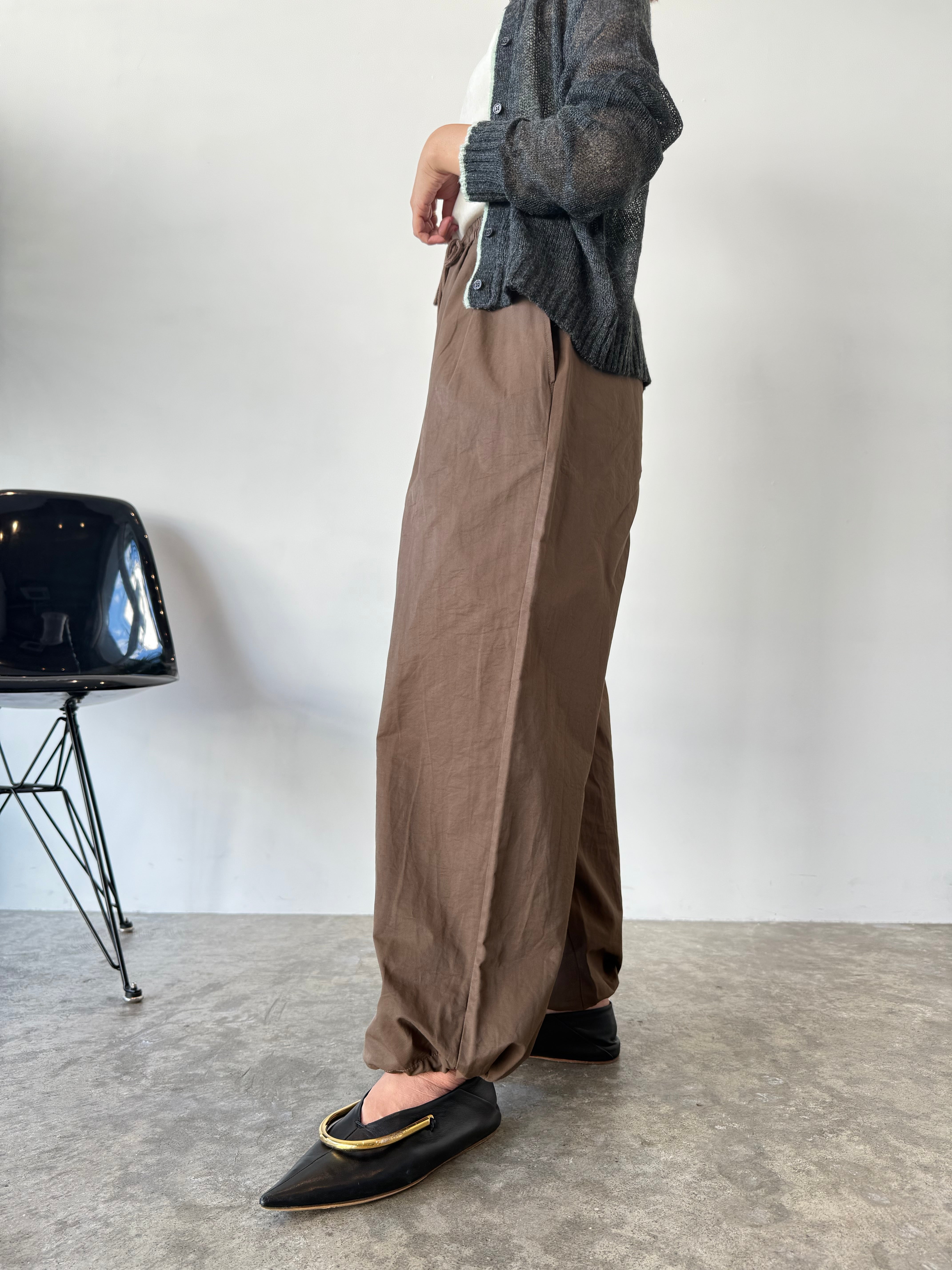 タックイージーパンツ / ブラウン – fosie