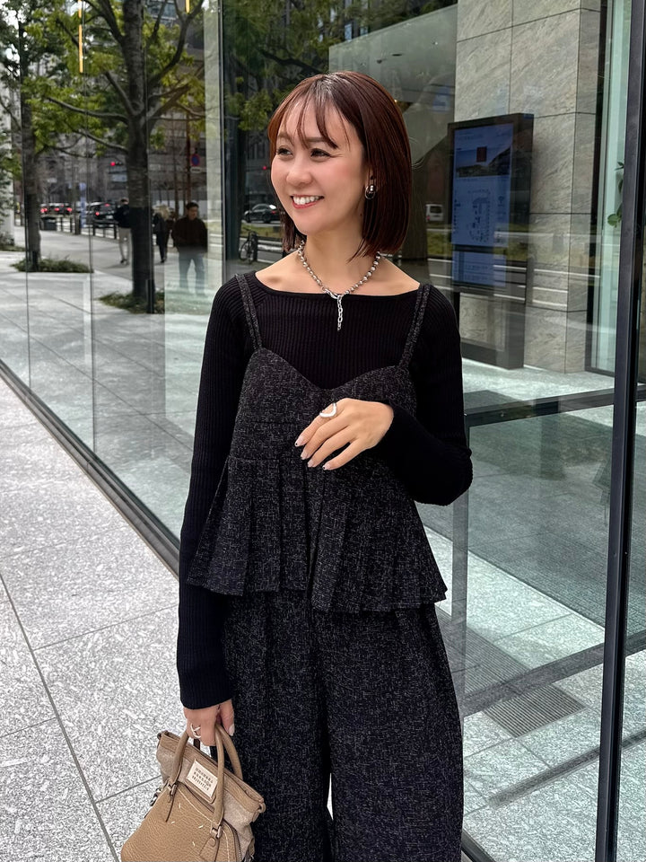 スクエアネックリブニットプルオーバー  / ブラック