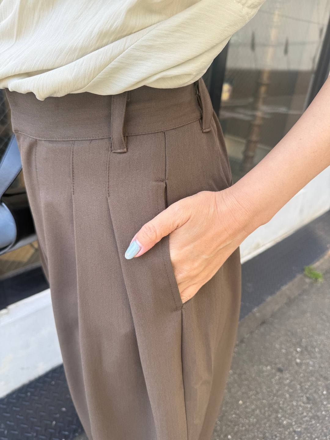 【予約】クレープデシンタックワイドパンツ / ブラウン(7月上旬発送予定)