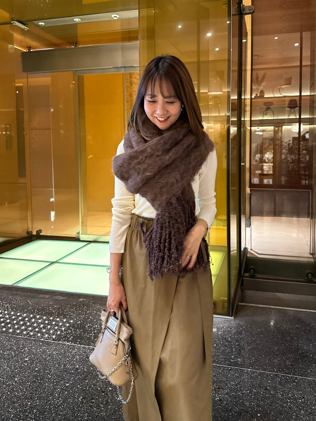 袖ボタンハイネックニット / アイボリー