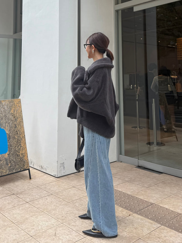 [SET]ボアショートコート / チャコールグレー + 切替えストレートデニムパンツ / ブルー