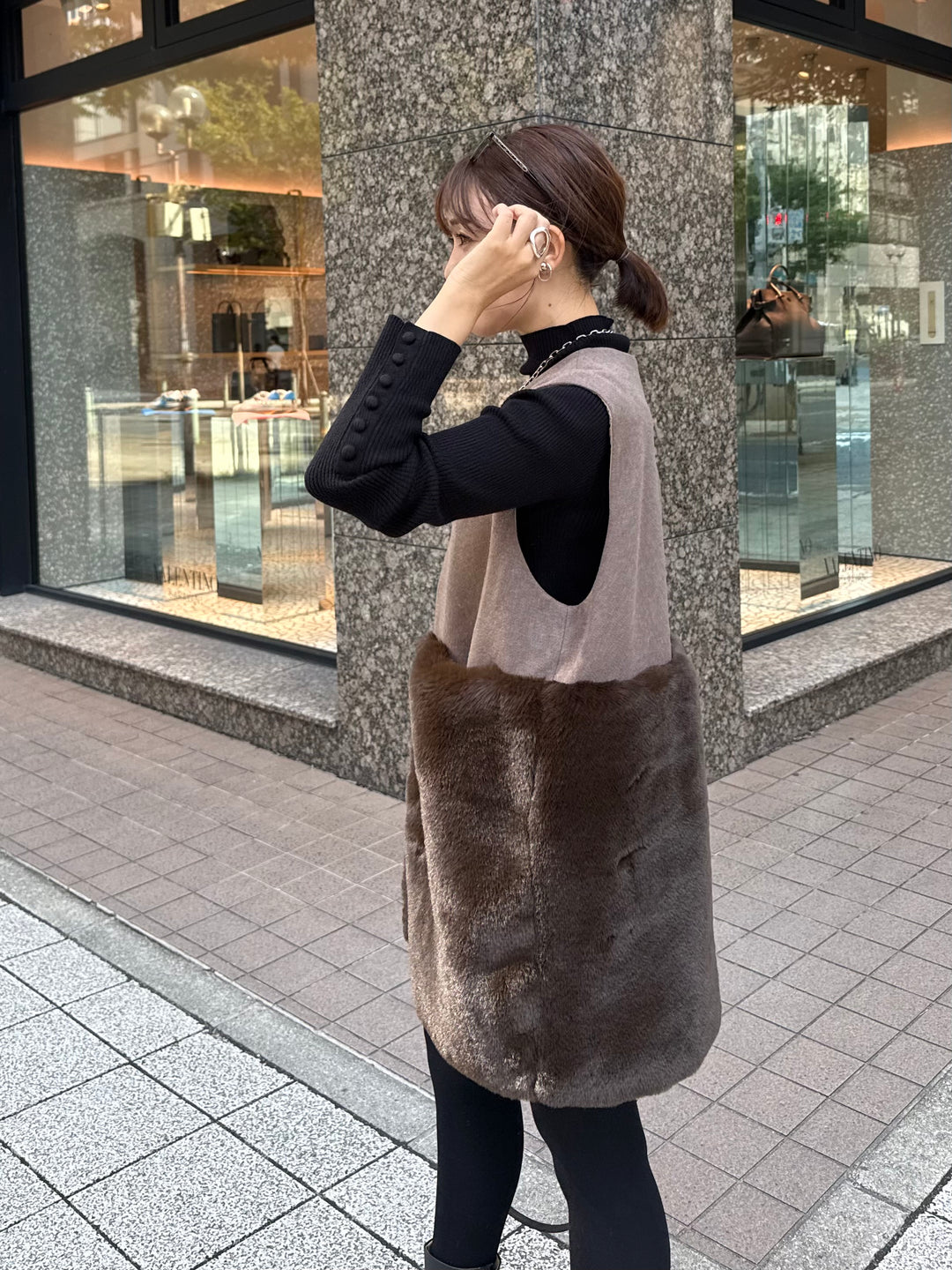 [新作300円OFF] フェイクウール裾ファージレ / ブラウン