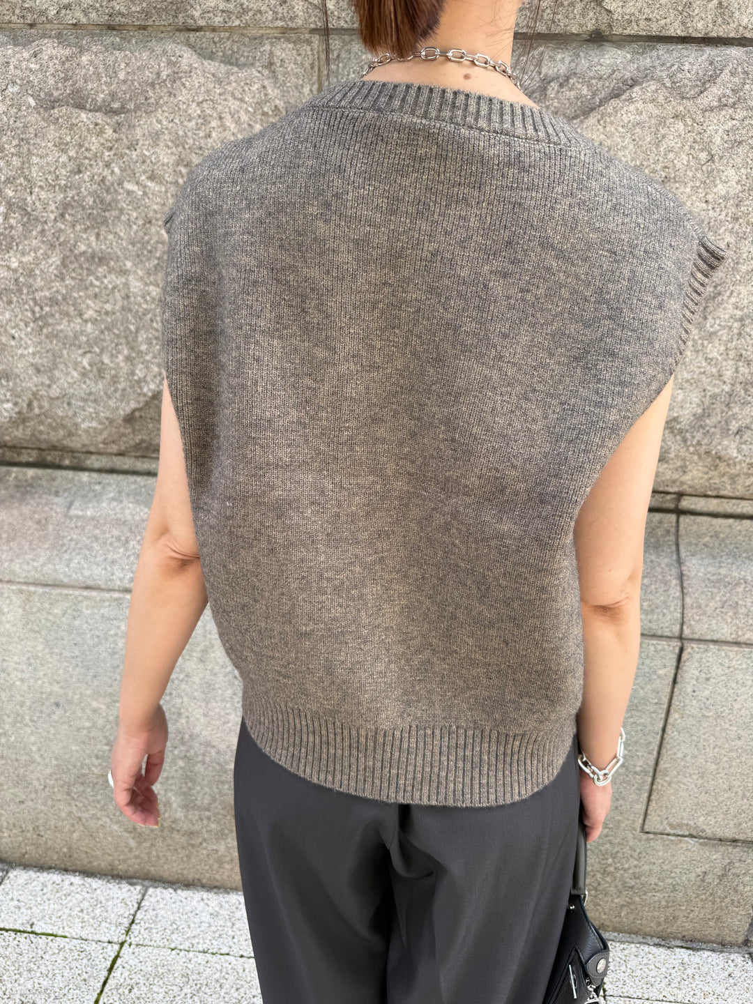 [新作300円OFF] アルパカタッチ配色ボタンベスト / グレージュ