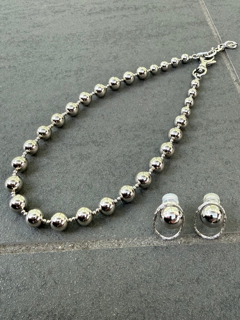 SET] ボールピアス・イヤリング / シルバー + ボールネックレス