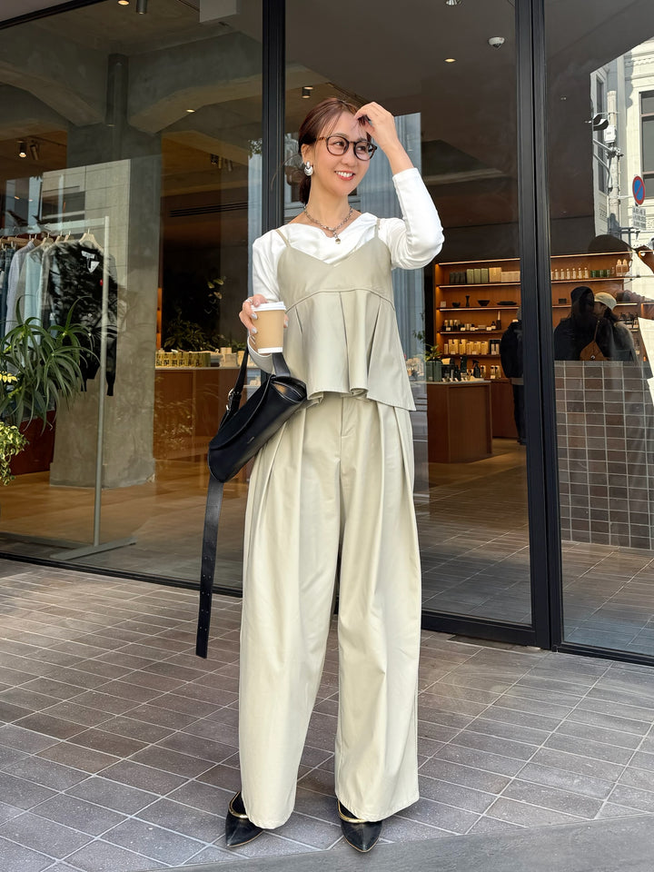 [3点SET] ドレープロングTシャツ / オフホワイト + ウォッシャブルフェイクレザーキャミソール / エクリュ + ウォッシャブルフェイクレザータックパンツ / エクリュ