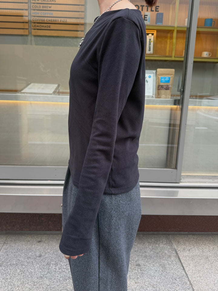 ベロアボートネックプルオーバー / ブラック