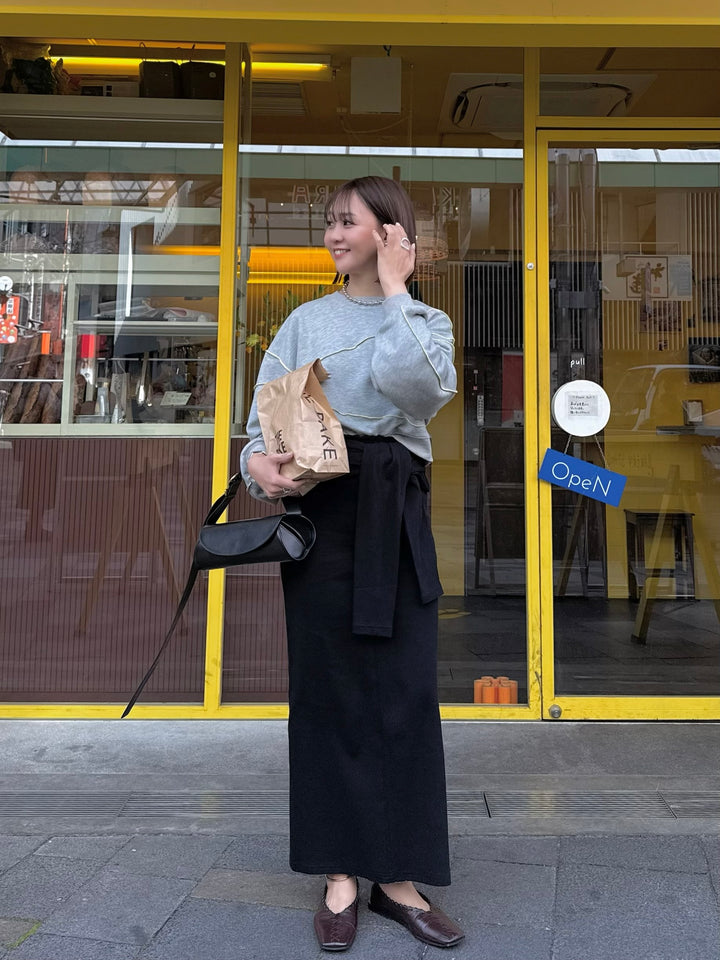 [新作300円OFF] [SET] 配色メロープルオーバー／グレー  + カットリブ腰巻き風スカート / ブラック