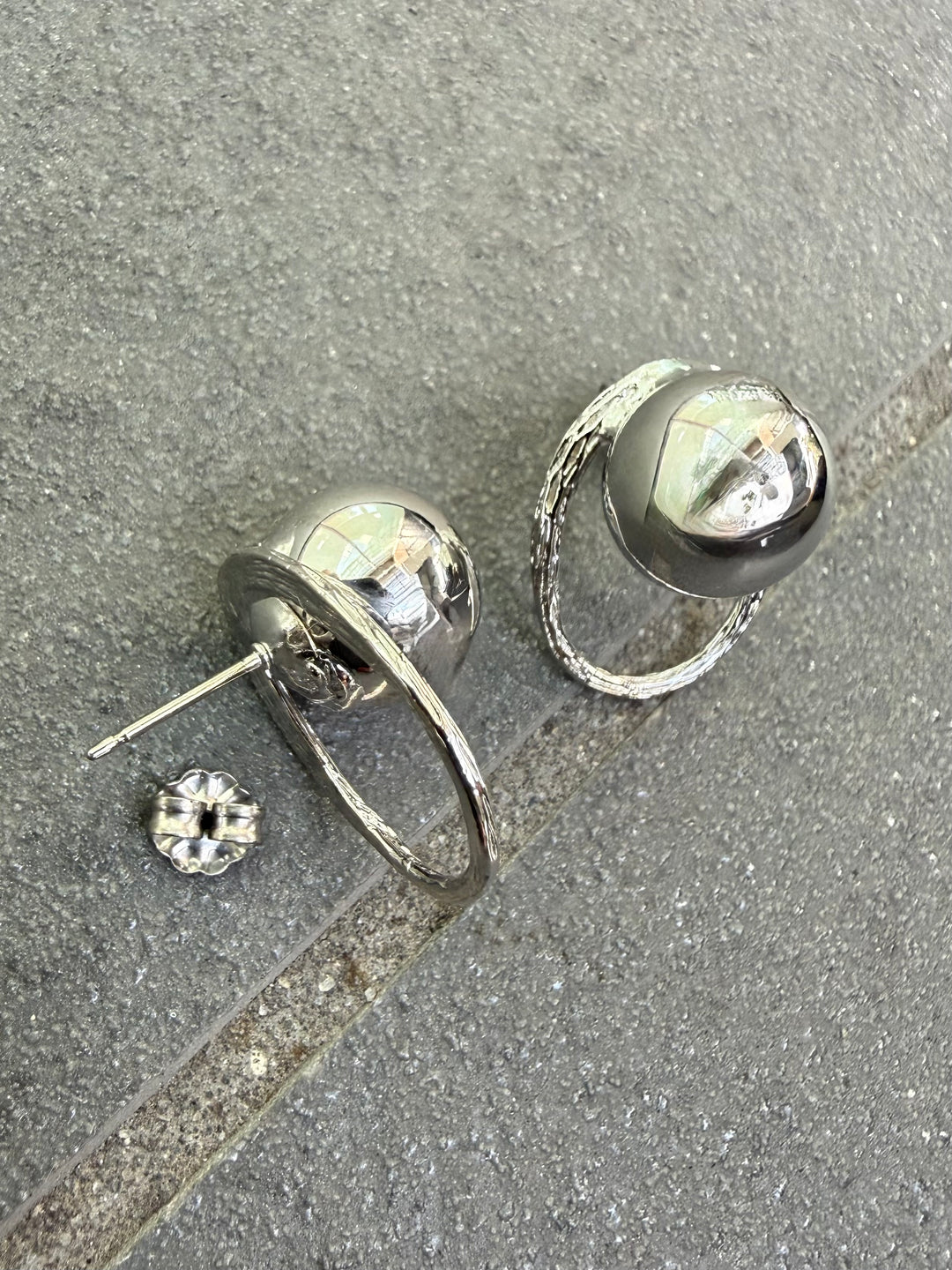 [新作300円OFF] 【予約】ボールピアス・イヤリング  / シルバー(4月上旬発送予定)