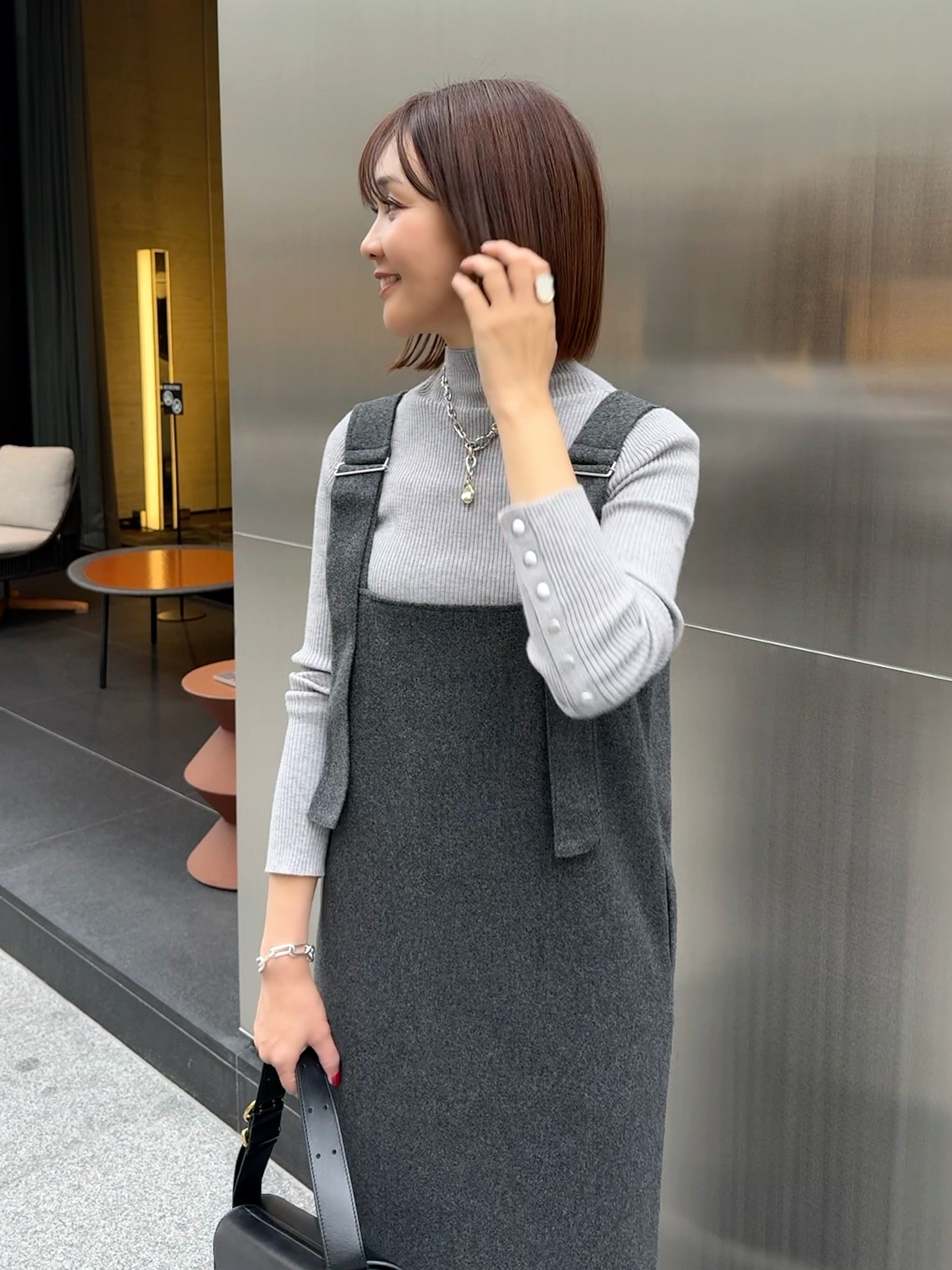 〈新品未使用〉regleam ハイネックボタンニット グレー ニット・セーターの通販｜regleam