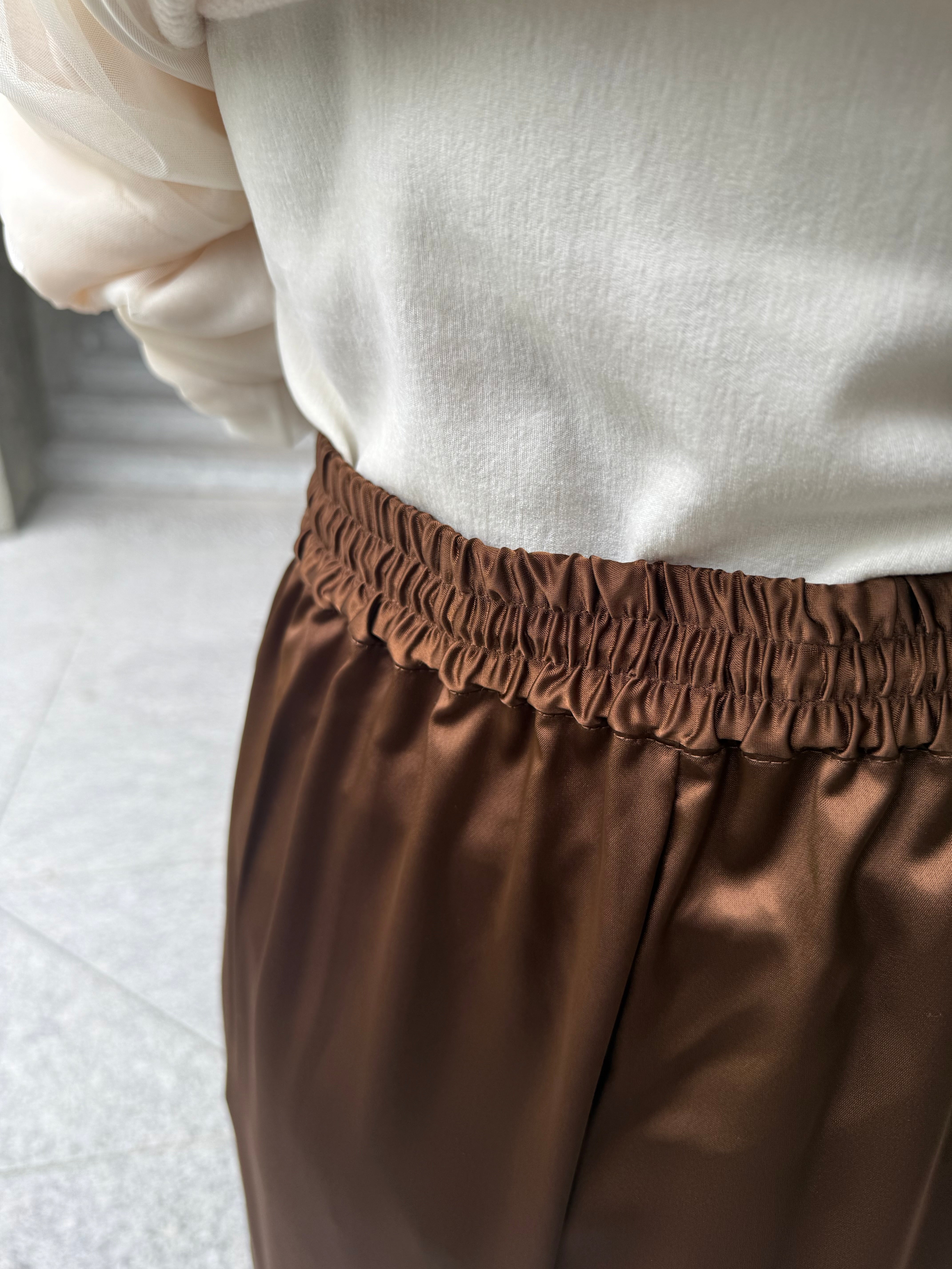 【新品未使用】定価8万円STRASBURGOブラウン サテンウエストパンツ サテンイージーパンツ / ブラウン – fosie