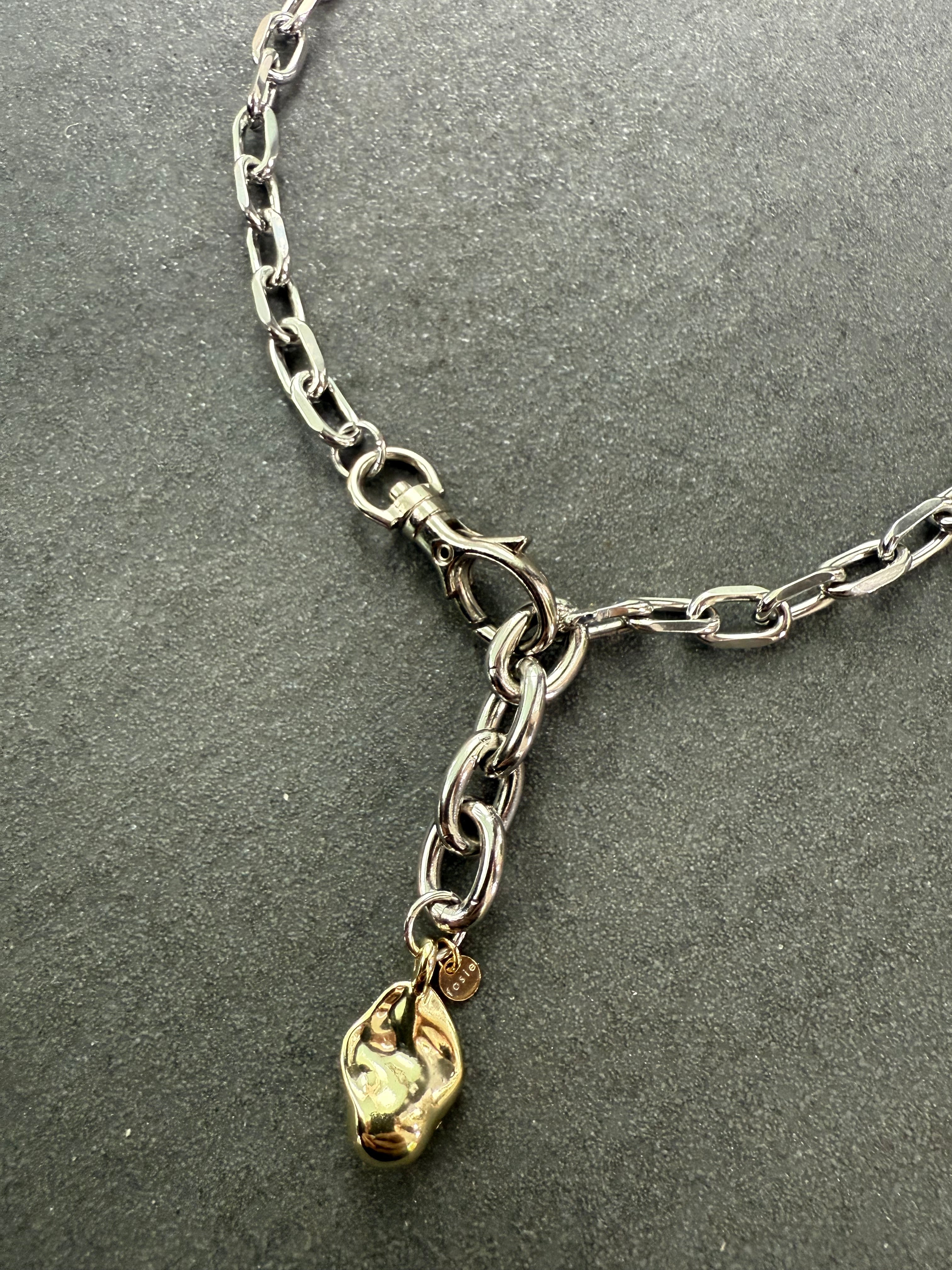 予約】ボリュームチェーンネックレス / シルバー(3月中旬発送予定) – fosie