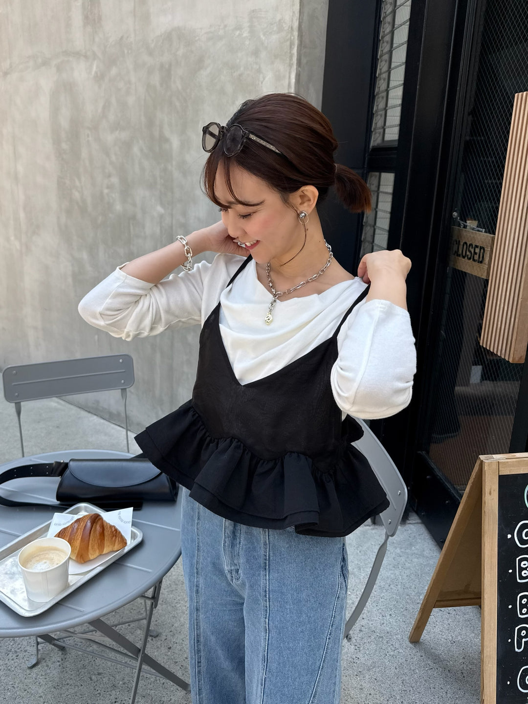 【予約】フリルヘムビスチェ / ブラック(5月下旬発送予定)