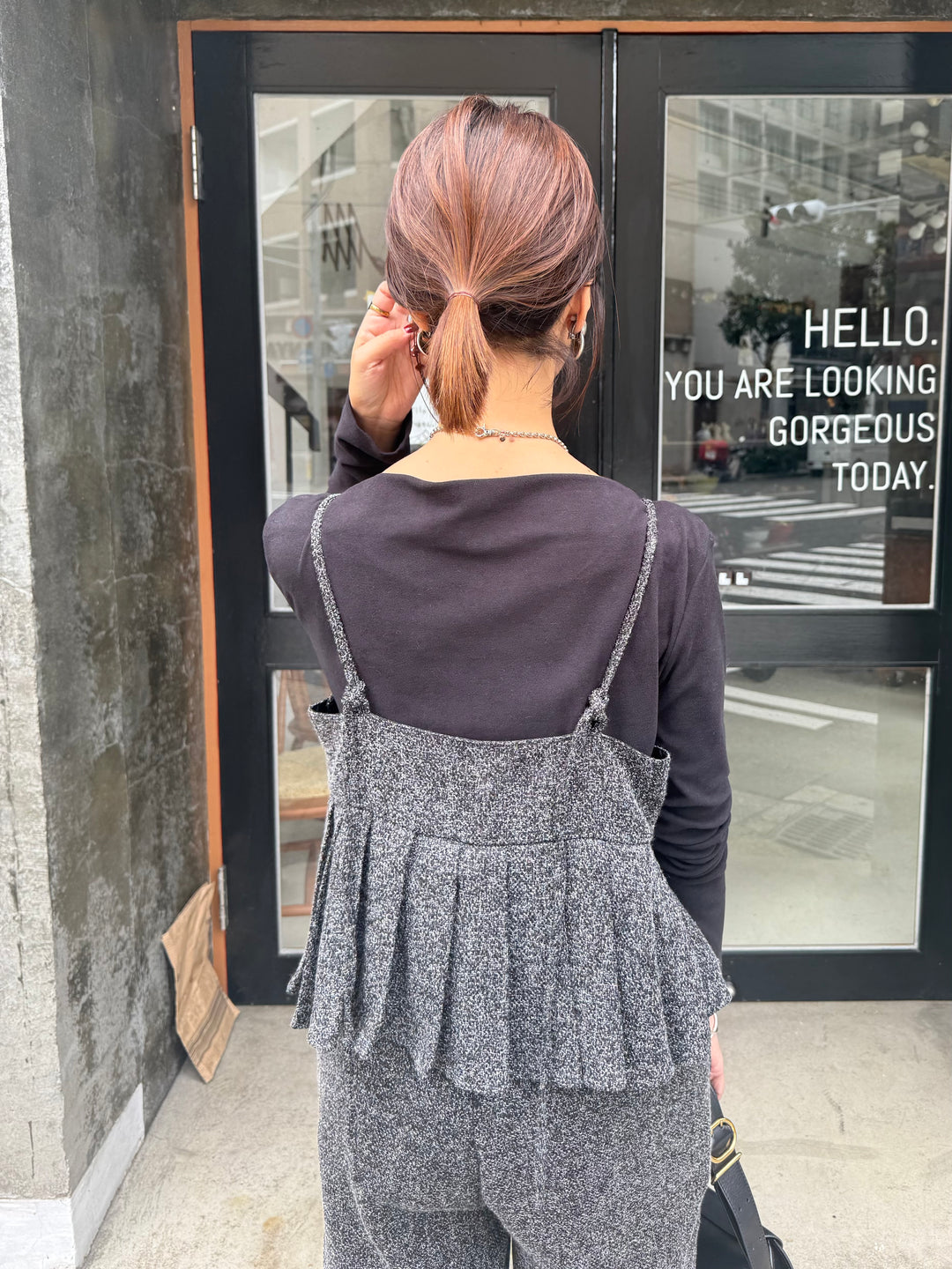 ベロアボートネックプルオーバー / ブラック