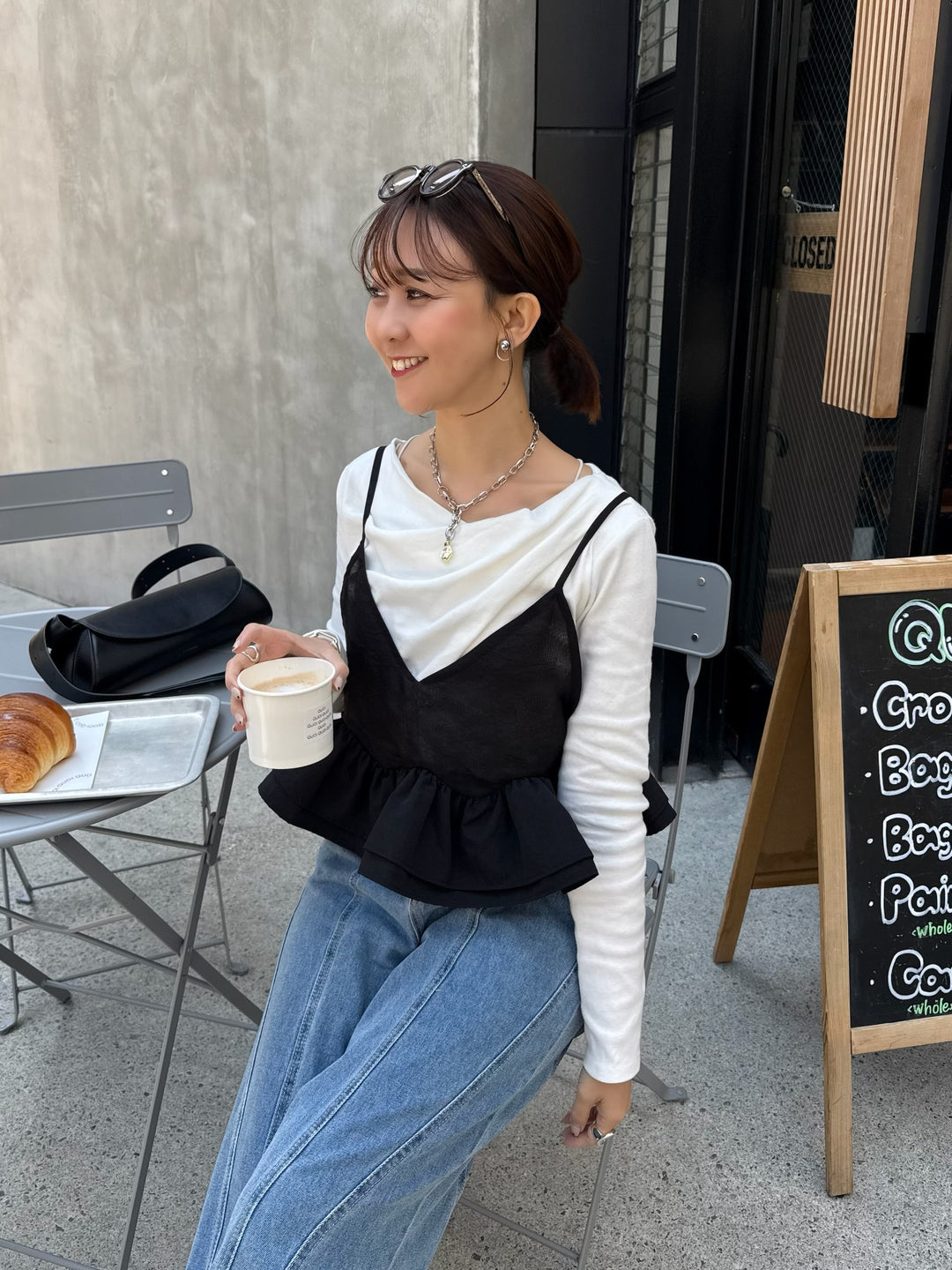 【予約】フリルヘムビスチェ / ブラック(5月下旬発送予定)