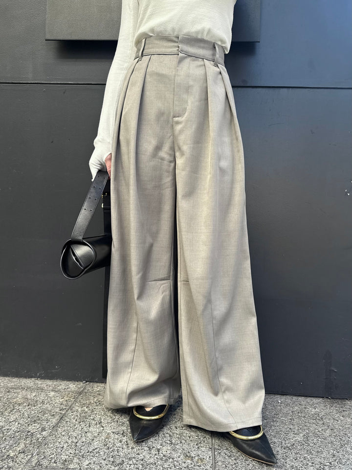 【予約】ウエストパイピングワイドパンツ / グレージュ(4月上旬発送予定)