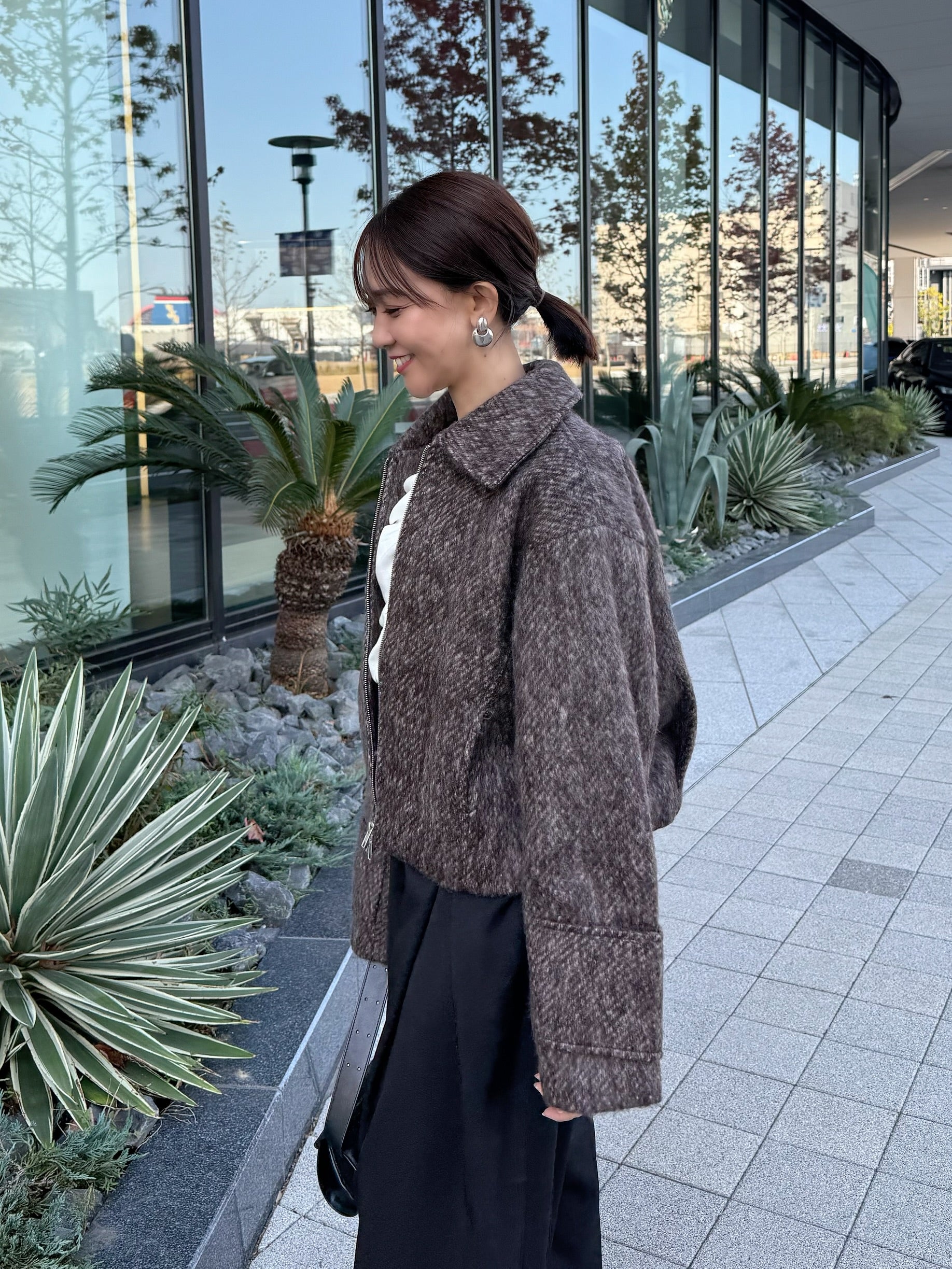 新作300円OFF] シャギー衿付きビッグタブショートブルゾン / ブラウン