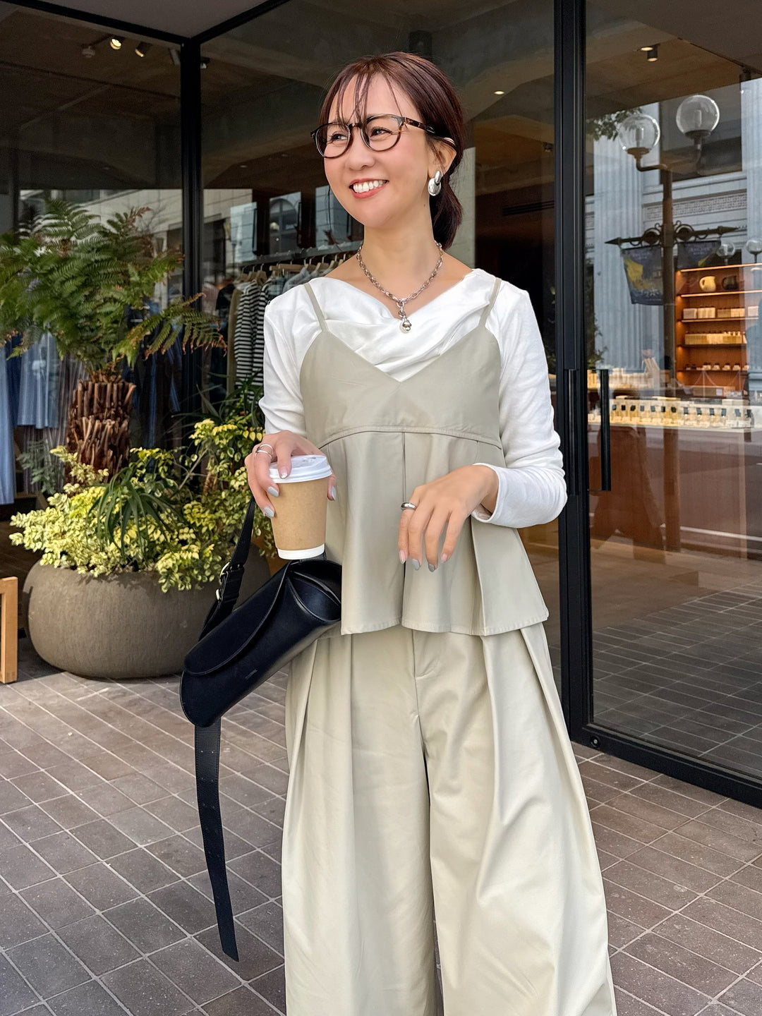 ドレープロングTシャツ / オフホワイト