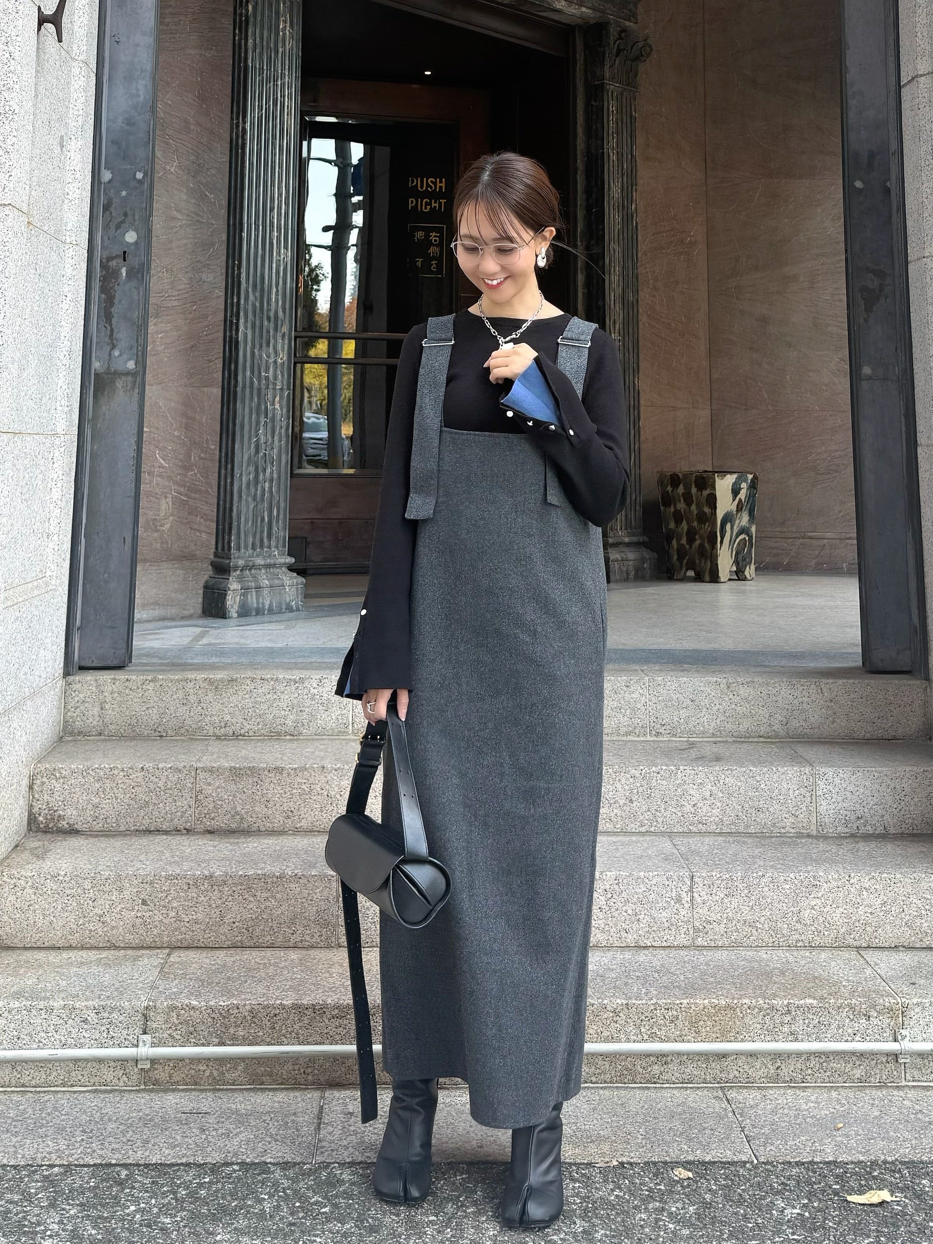 予約】 ウールライクVネックジャンパースカート / チャコール(1月上旬