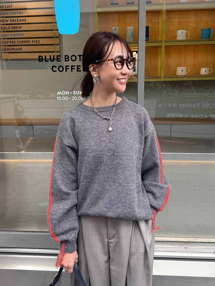 【予約】アルパカタッチ配色ラインプルオーバー / チャコール(12月中旬発送予定)