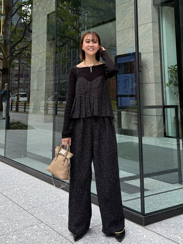 スクエアネックリブニットプルオーバー  / ブラック