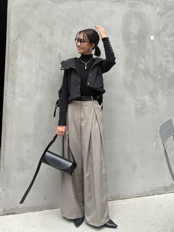 [SET] 中綿フードベスト / ブラック + ツイルタックパンツ / グレージュ