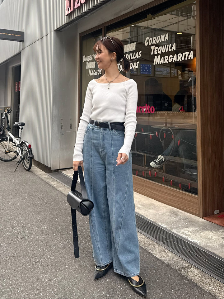 [SET]【予約】スクエアネックリブニットプルオーバー  / オフホワイト + 切替えストレートデニムパンツ / ブルー(3月下旬発送予定)