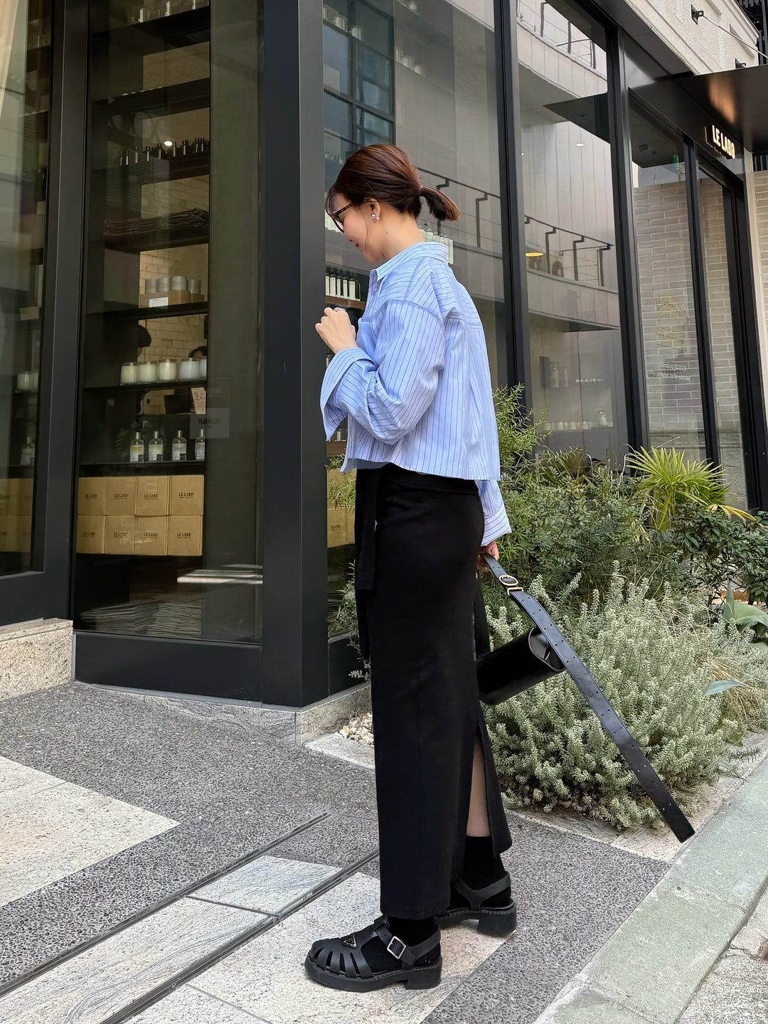 [新作300円OFF] チュールショート丈ストライプシャツ / ブルー