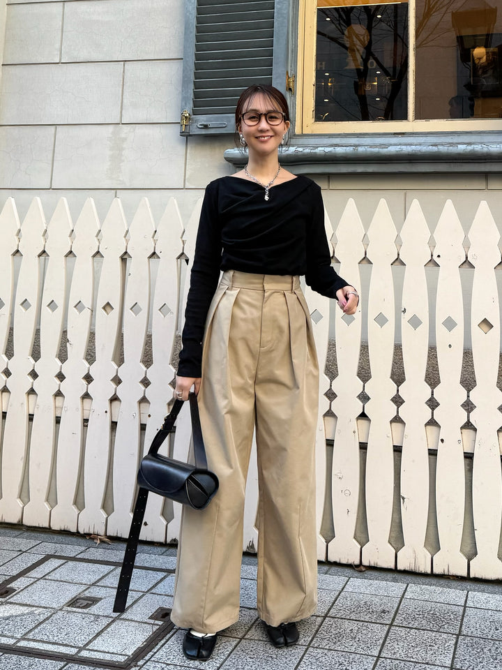 【予約】[SET]ドレープロングTシャツ / ブラック + ツイルタックワイドパンツ / ベージュ(2月下旬発送予定)