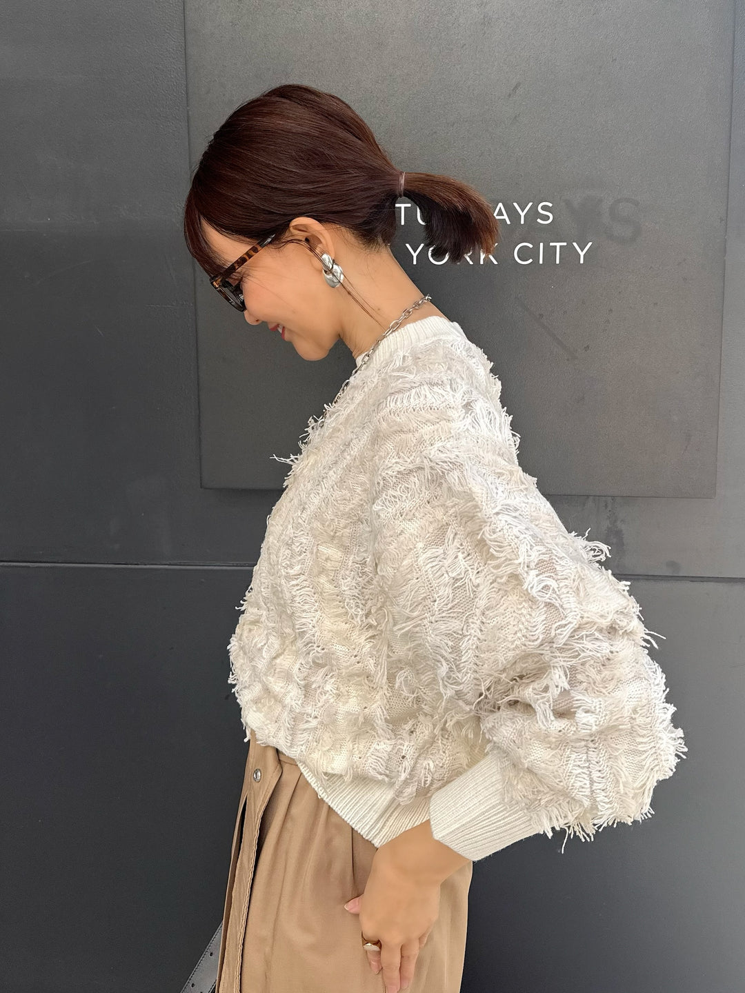 【予約】フリンジニットプルオーパー / アイボリー(11月下旬発送予定)