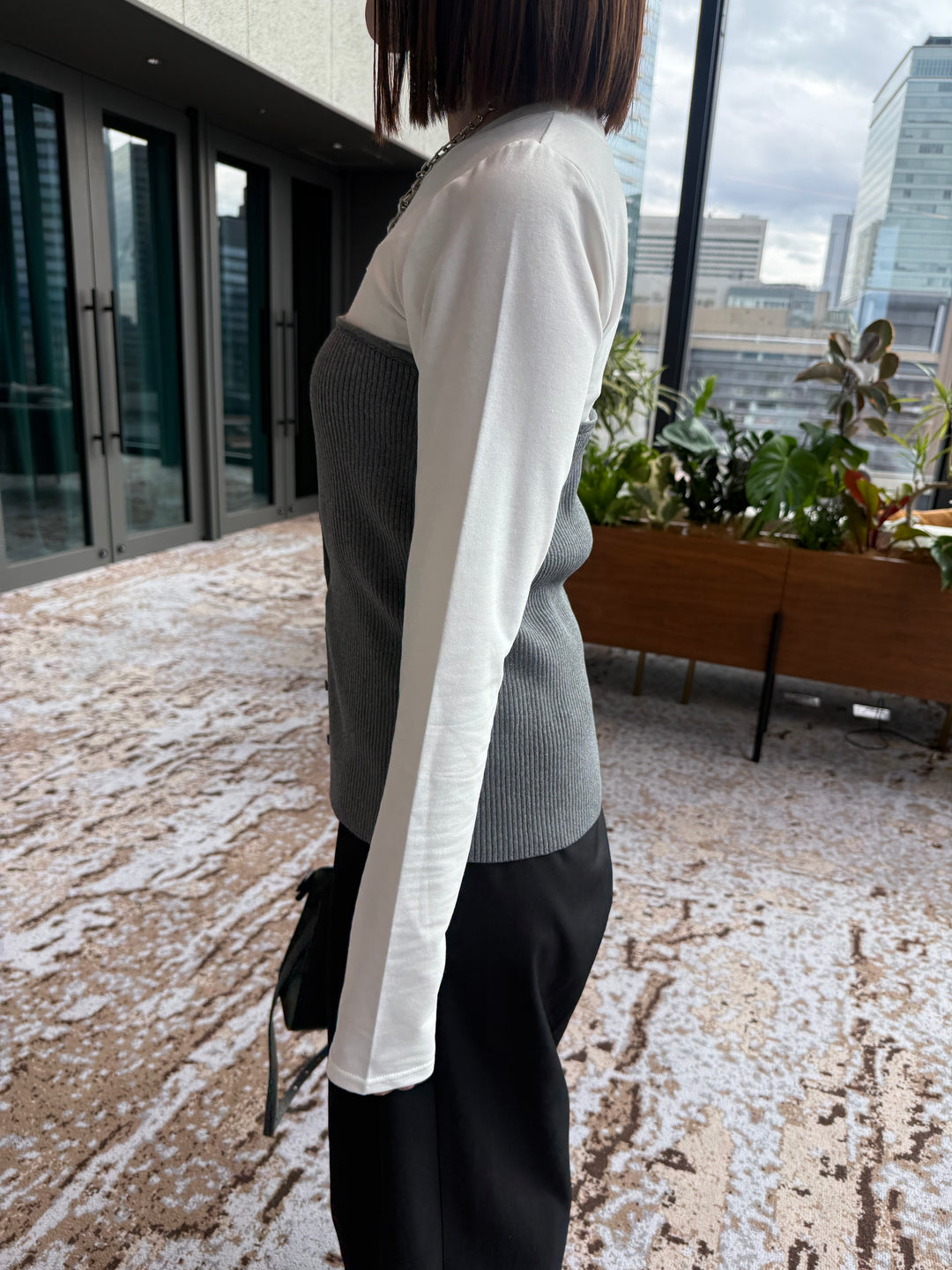 [新作300円OFF] リブニットビスチェドッキングTシャツ / オフホワイト×グレー