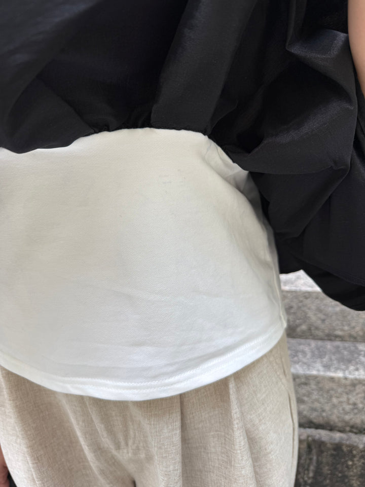 [新作300円OFF] ティアードフリルドッキングTシャツ / ホワイト×ブラック