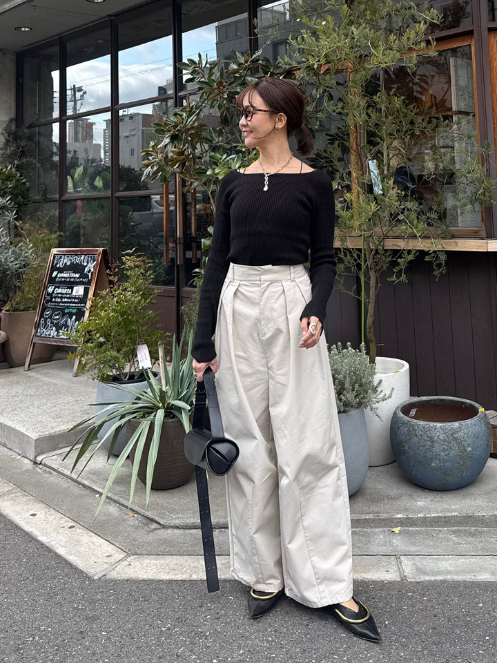 スクエアネックリブニットプルオーバー  / ブラック