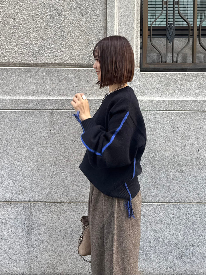 アルパカタッチ配色ラインプルオーバー / ブラック