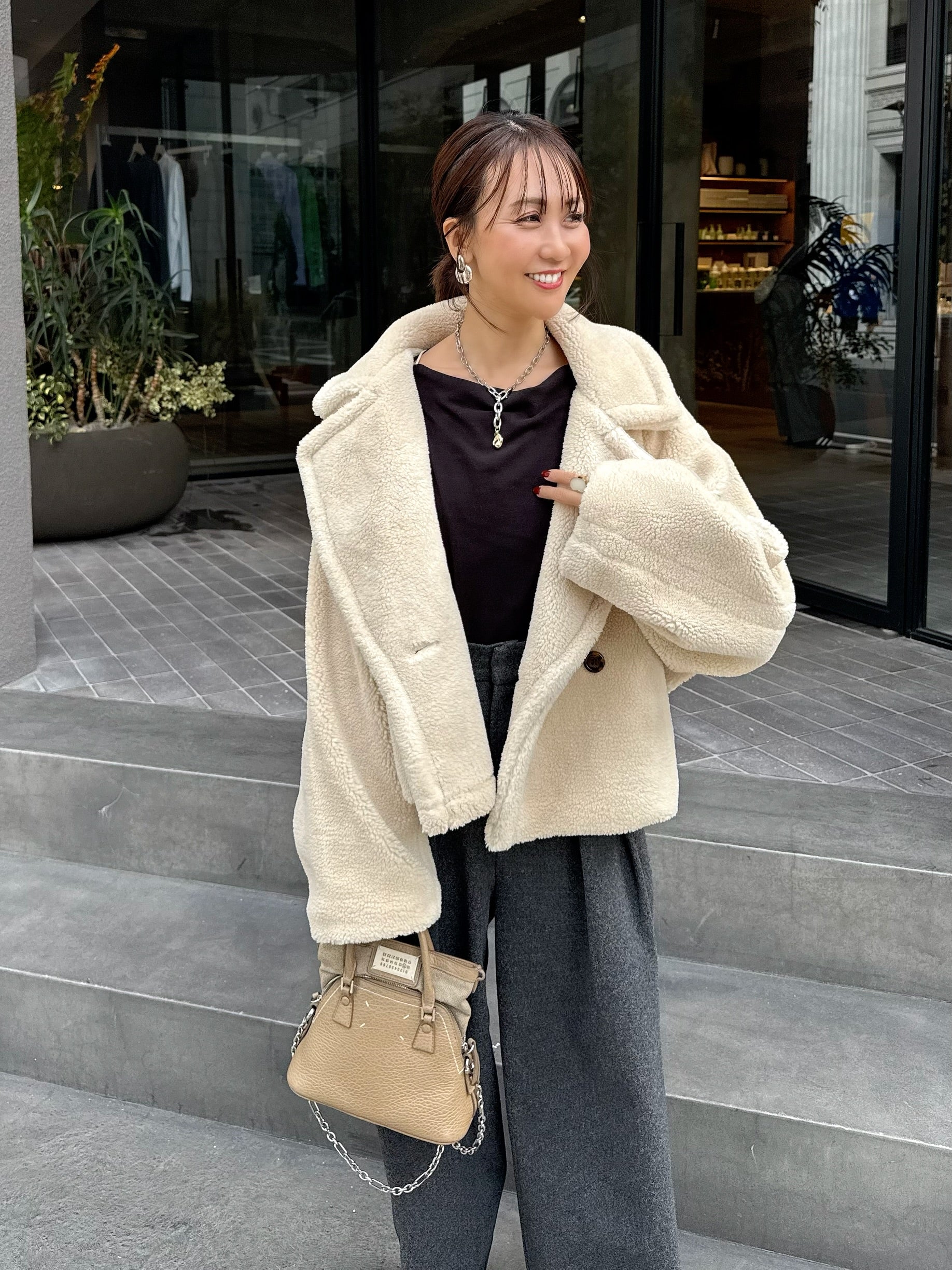 ⭐️Rady⭐️ボーダーファーショートコート(ライトベージュ) 予約】ボアショートコート / ライトベージュ(12月中旬発送予定) – fosie